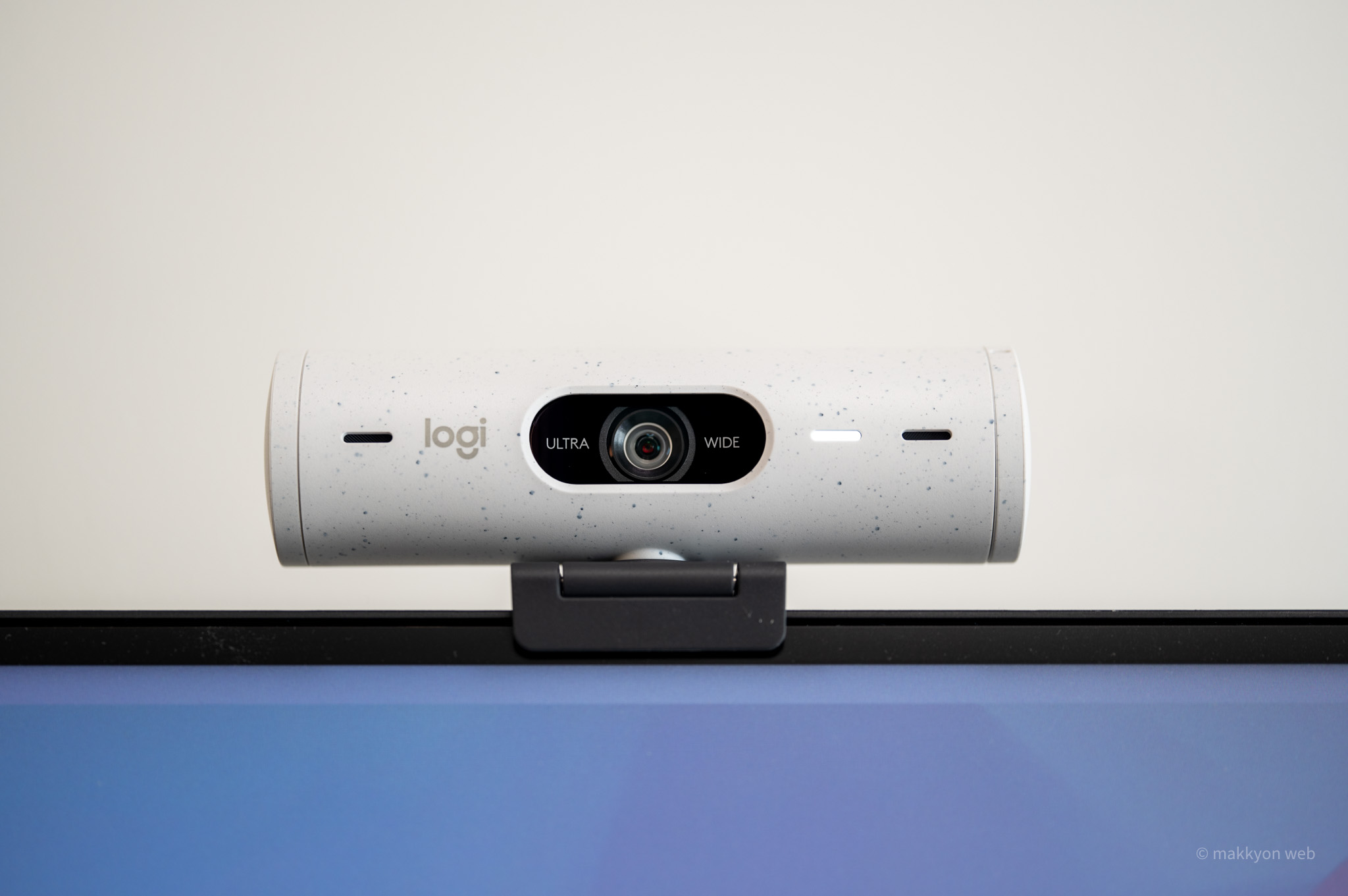ロジクール Brio 500 レビュー／シャッター付きのウェブカメラ