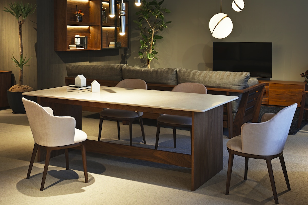 PM Series ELDA DINING TABLE(幅180×奥行850cm)の通販 / マスターウォール