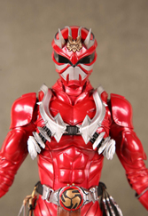 MEDICOM TOY - 仮面ライダー響鬼紅（12インチアクションフィギュア）