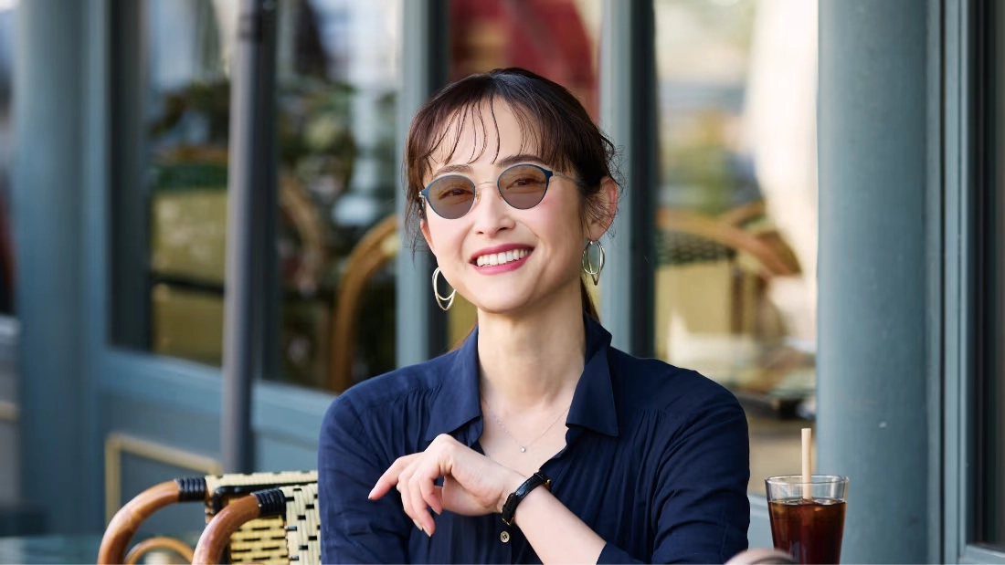 調光レンズ｜レンズ｜眼鏡市場（メガネ・めがね）