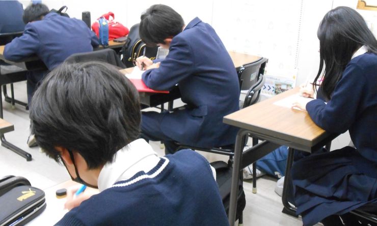 滝中学準拠クラス ｜ 名古屋・愛知・岐阜の進学塾・学習塾 名進研