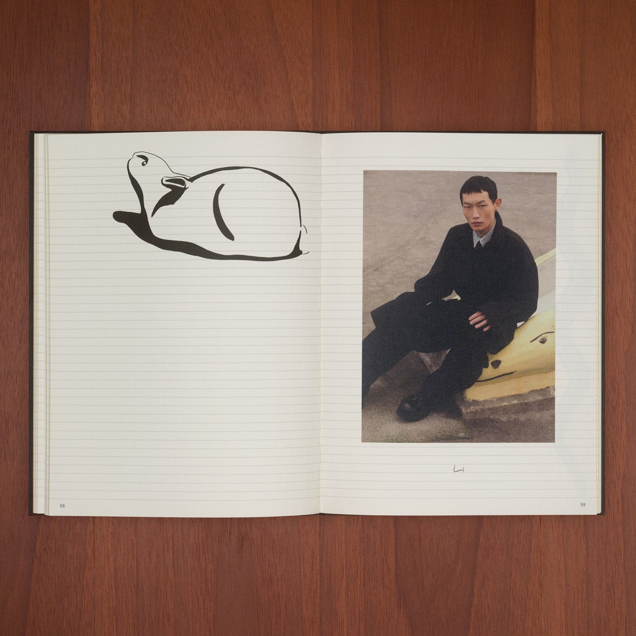 ボッテガ・ヴェネタ、4冊で構成された「FANZINE」の配布をスタート。3