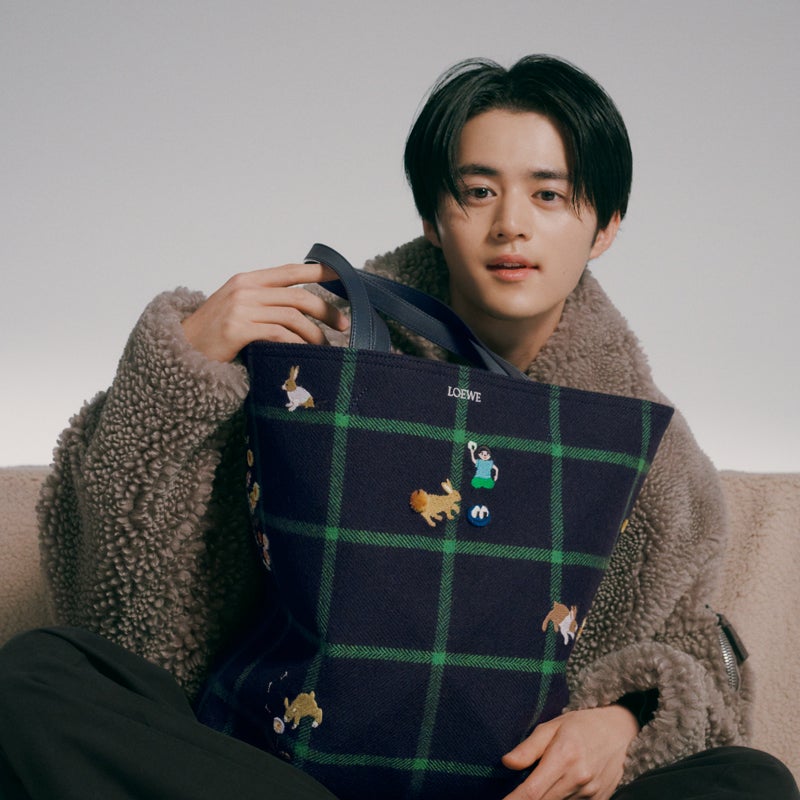 完売必至！ 今年こそ手に入れたい「ロエベ×スナ・フジタ」の小物は史上