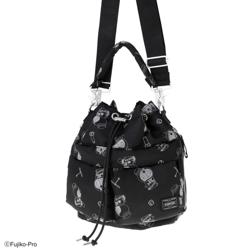 ポーター×ドラえもんの夢のコラボが実現！ ひみつ道具や鈴があしらわれ