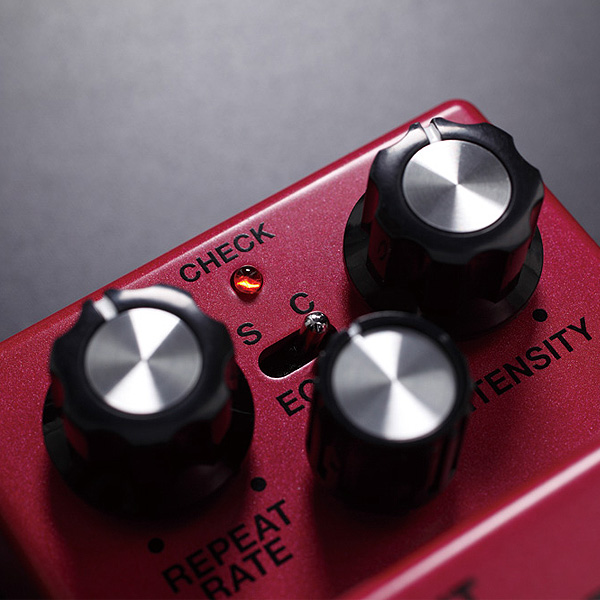 Boss(ボス) ／ DM-2W Delay (WAZA CRAFT) - ディレイ 《ギター