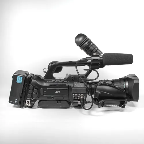 JVC GY-HM750 - Megahertz