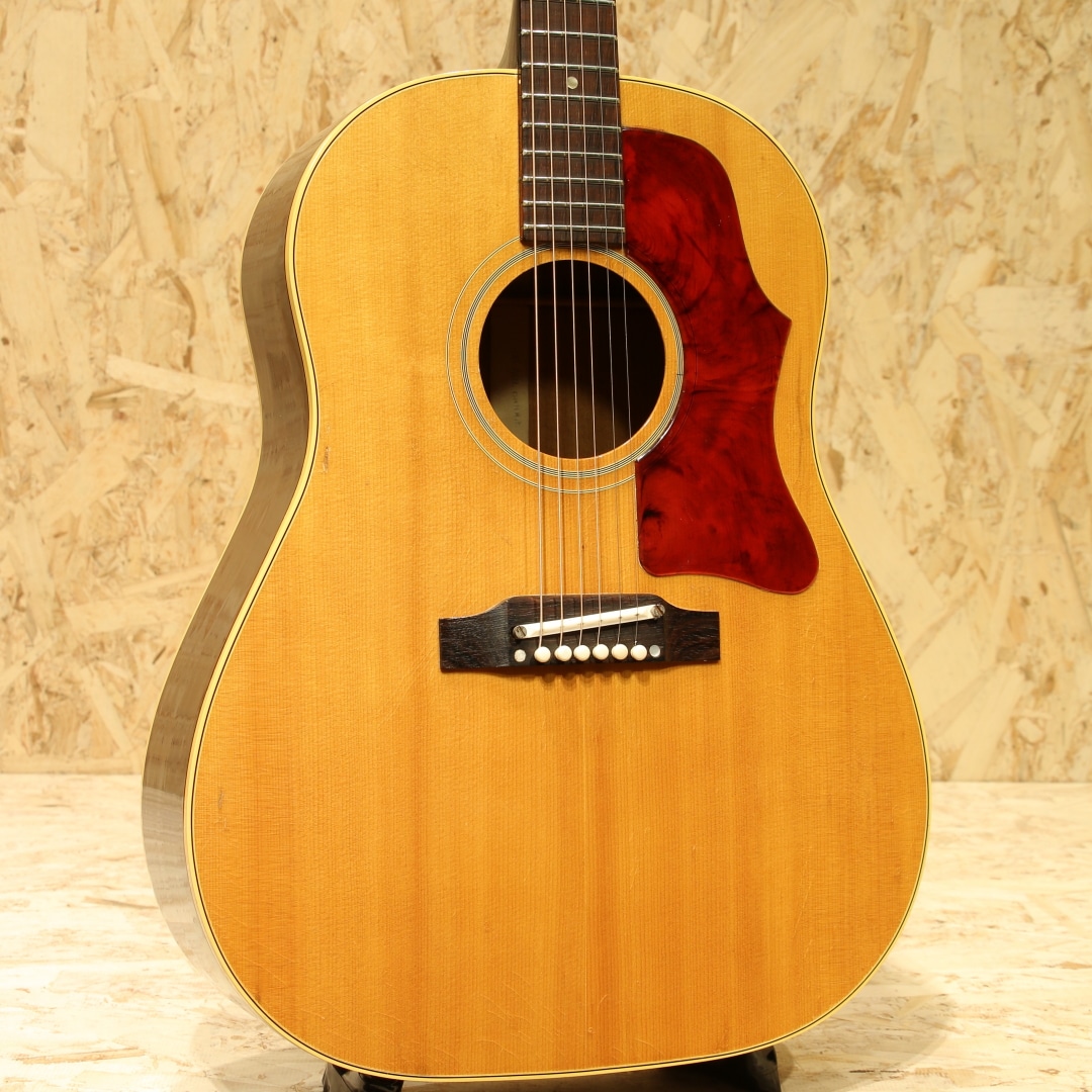 新品同様 Gibson J-50 2022年 ケース付き 新品同様 Gibson J-50 2022年