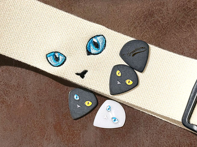 12枚セット】ねこ 滑り止め付きピック JAZZタイプ 3種 ×4枚セット