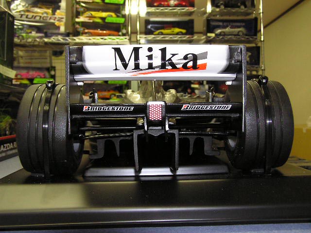 マクラーレンメルセデス MP4/15 2000 ミカ・ハッキネン ミニカー専門店