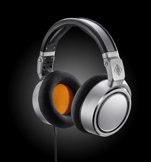 NeumannのヘッドホンNDH 20とNDH 30がお得になるプライス