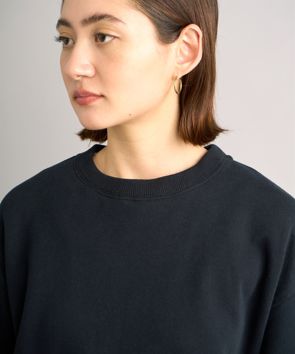 レース襟付きスウェットプルオーバー | MUVEIL Online Shop