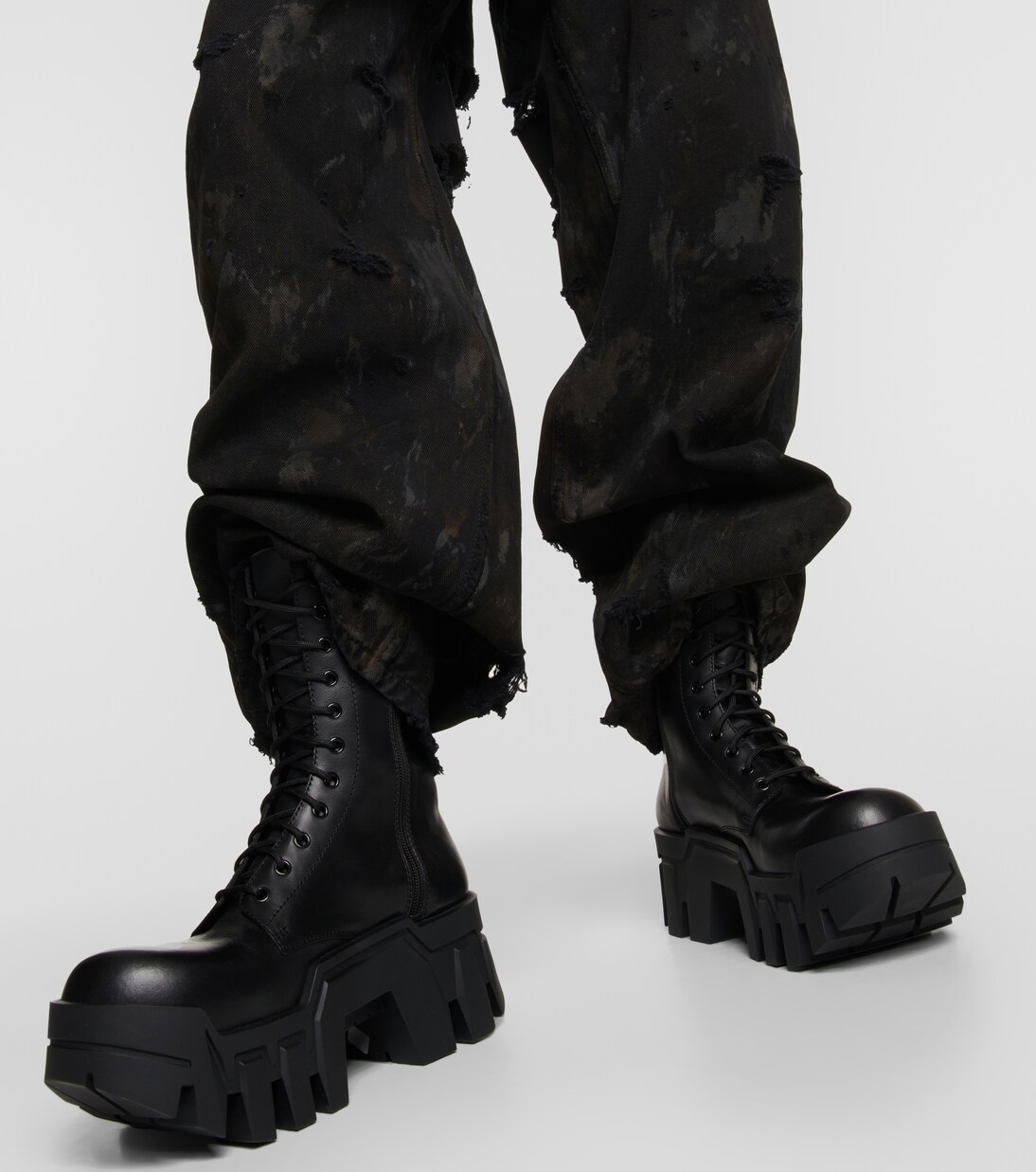 Bulldozer lace-up leather ankle boots in black - Balenciaga