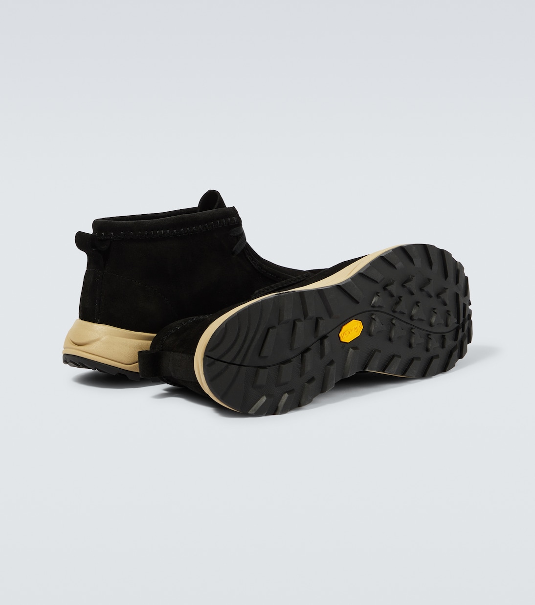 Wallabee Eden suede sneakers in black - Clarks Originals | Mytheresa