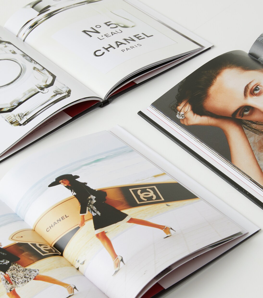 Chanel set of 3 books in multicoloured - Assouline | Mytheresa