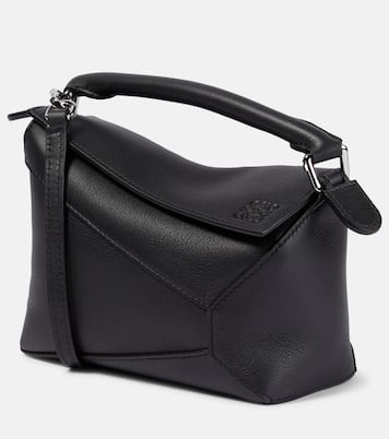 Puzzle Edge Mini leather tote bag in black - Loewe | Mytheresa