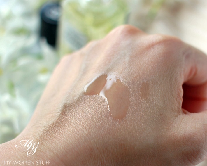 Review: Chanel Huile de Jasmine Revitalizing Facial Oil