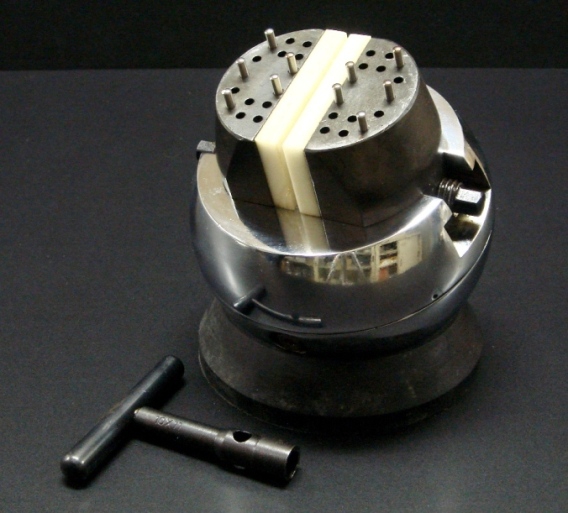 彫刻台、ワークバイス、石留め作業や彫刻加工に使用します。【MYYS