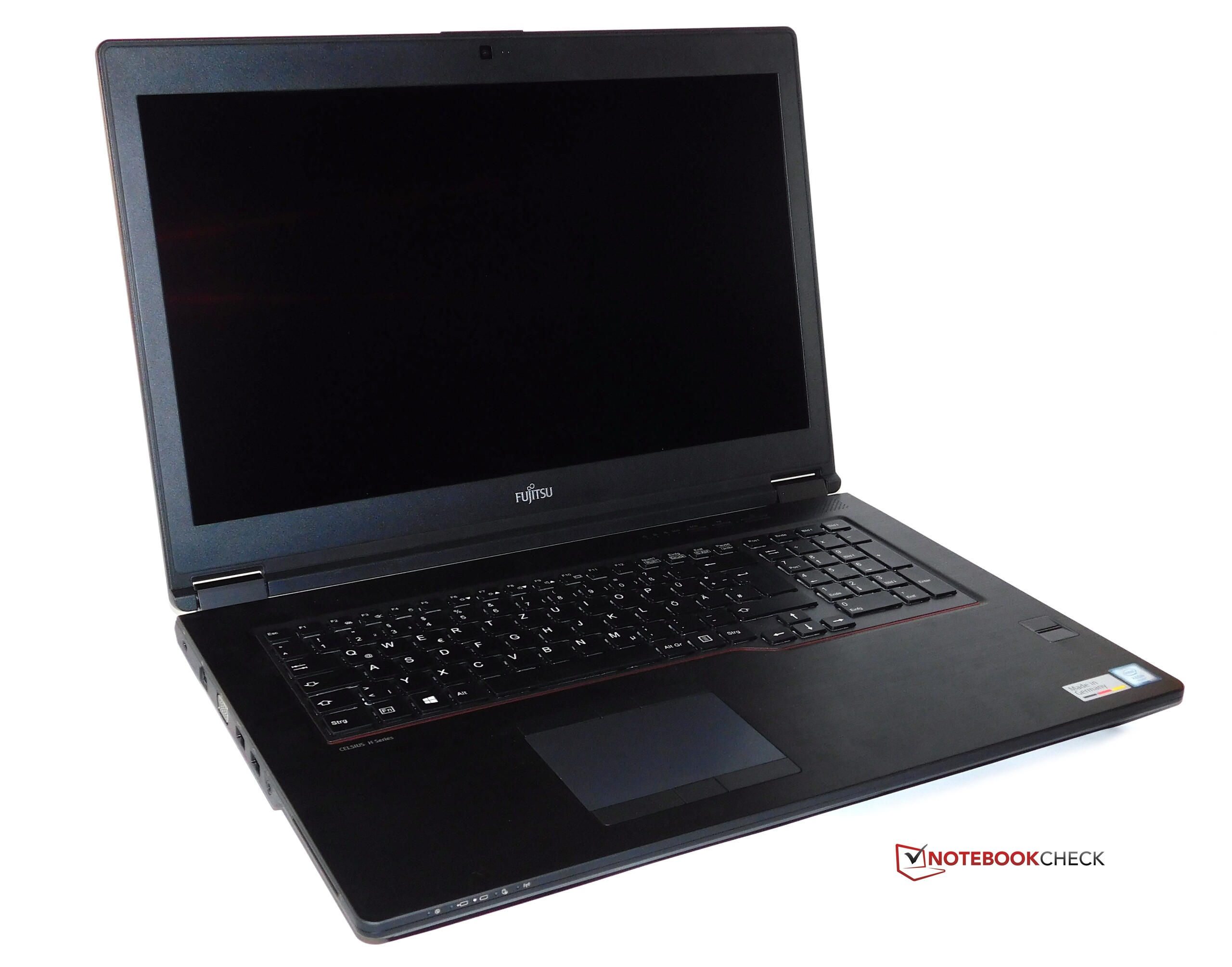 Fujitsu Celsius H970 (E3-1535M v6, P4000) Workstation Review