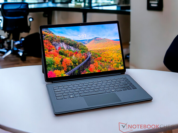 Minisforum V3 3-in-1 review: the first ever Windows tablet with