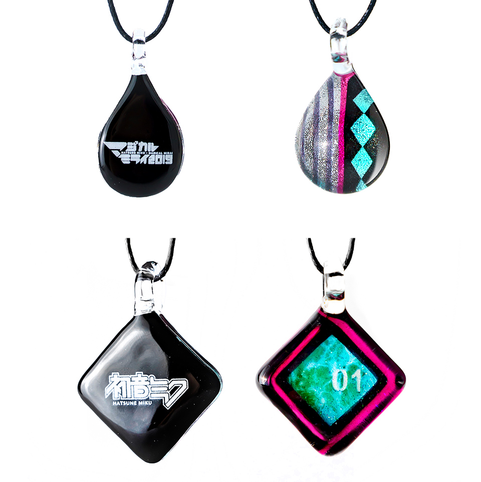 ニュースリリース】ハンドメイドグラスジュエリー「ノースワングラス