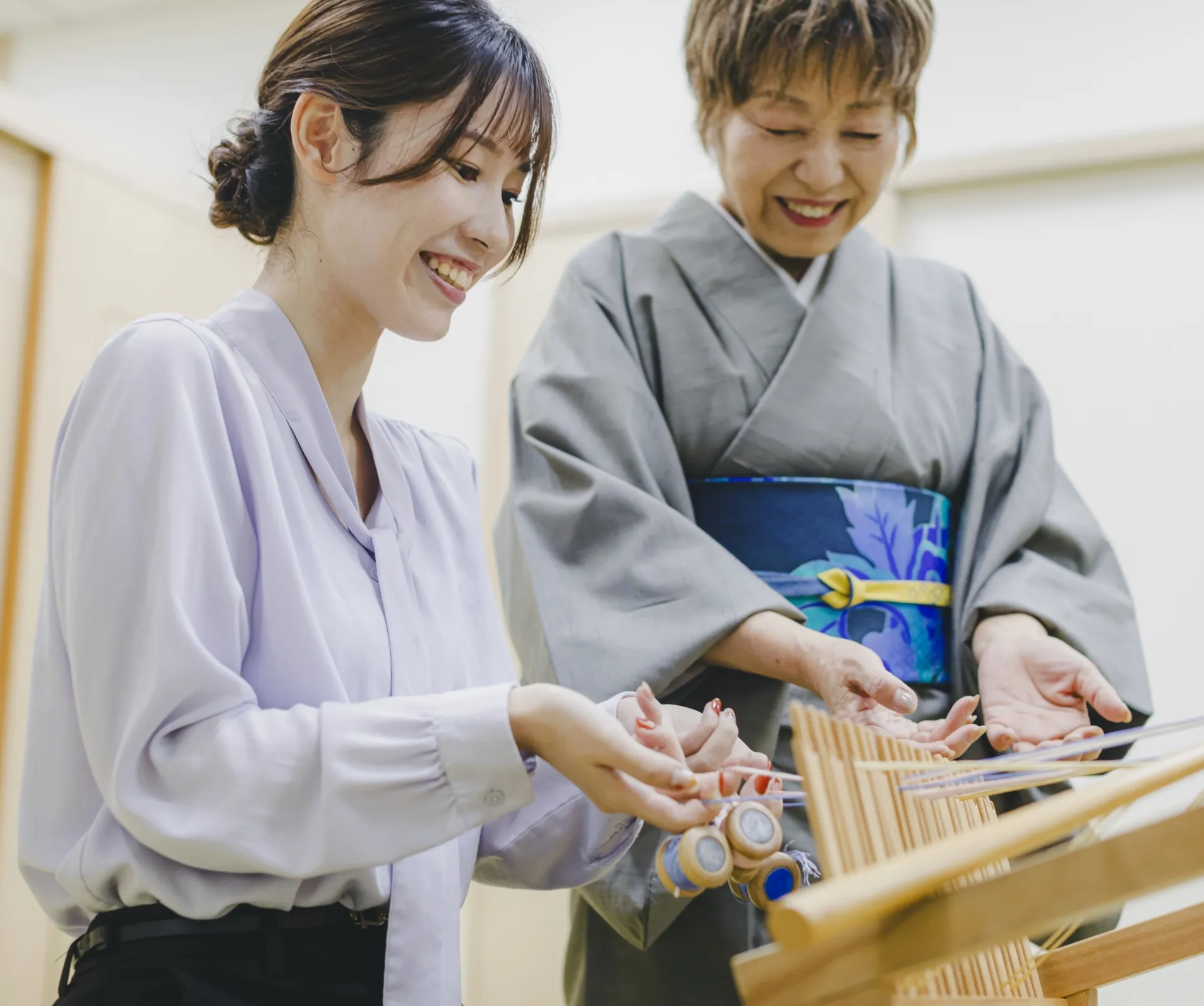 70年の歴史と信頼、着物の着付け教室なら【長沼静きもの学院】