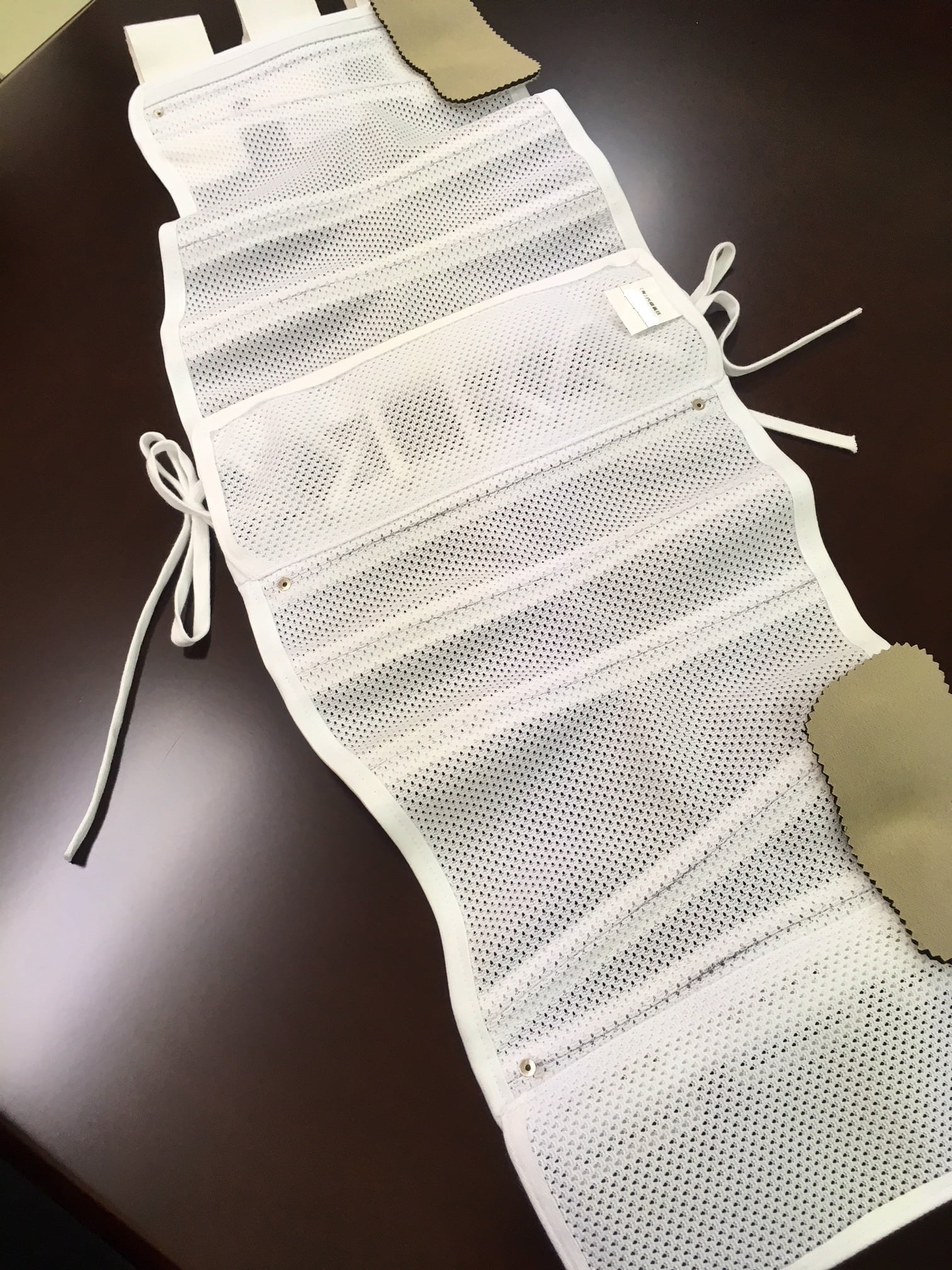 腰椎用軟性コルセット