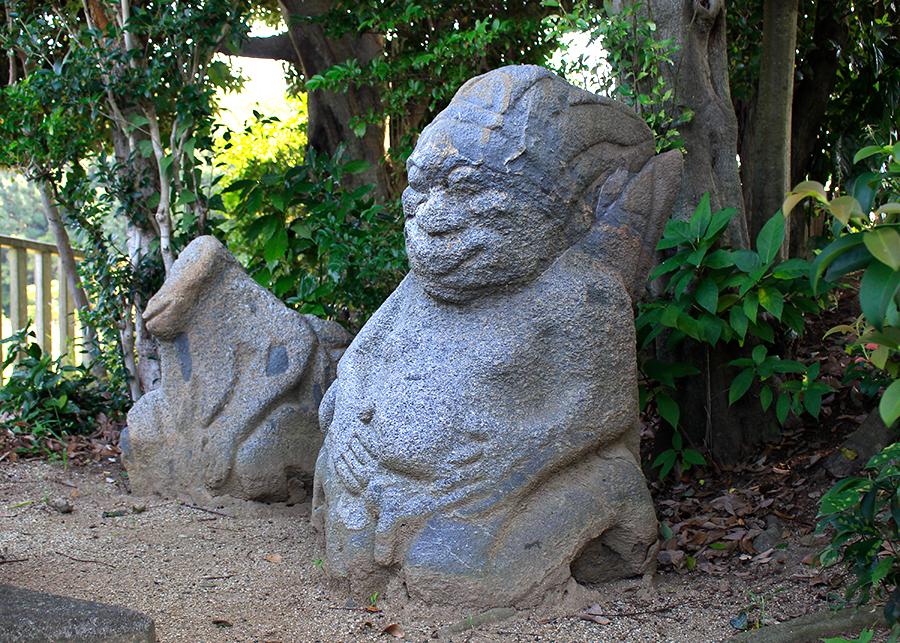 明日香村】猿石（吉備姫王墓） | 奈良の地域密着型・総合情報サイト