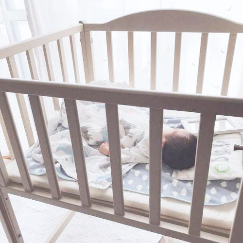 ヤマサキ ハーフ＆ハーフ タイニーサイズ 新生児専用 ベビーベッド