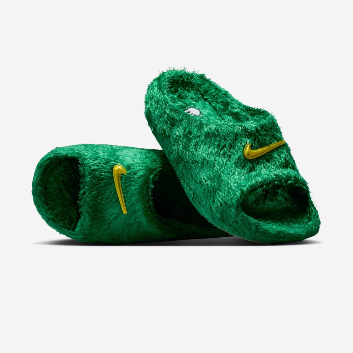 SWOOSH x Nike ReactX Rejuven8 Touch Grass 