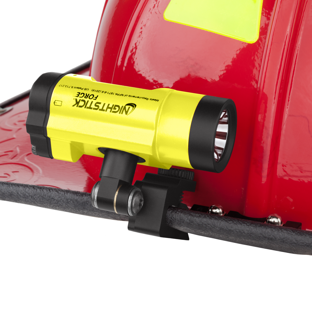 XPP-5465G: FORGE® IS Helmet-Mounted Multi-Function Flashlight