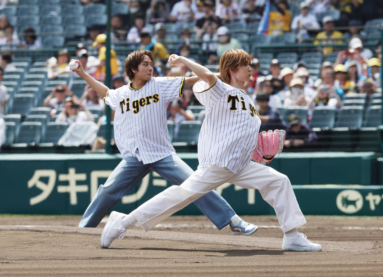 阪神】Travis Japanの七五三掛龍也と中村海人がサプライズでファースト