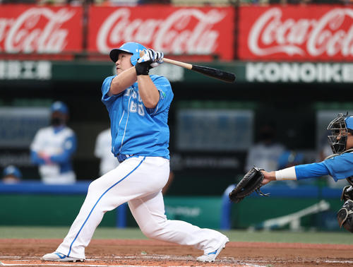 西武】中村剛也が先制11号ソロ「よっしゃー！」打った瞬間分かる完璧な