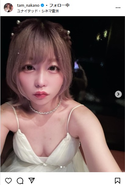 スターダム】中野たむ胸元＆背中露出白ドレス「ムキムキびっくり