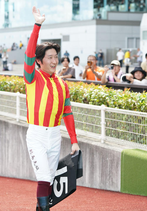 鮫島克駿騎手がJRA通算500勝達成「この秋に」年間100勝＆G1初V誓う