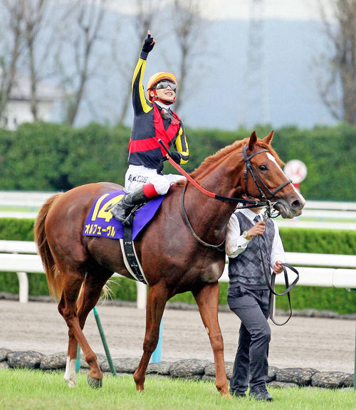 G1復刻】オルフェーヴル7頭目3冠 池添「誇りに思う」歴史に名を刻ん