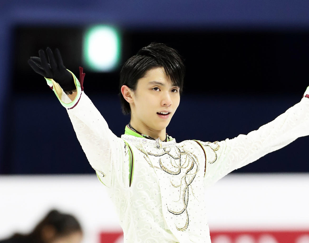 羽生結弦、9・20「空の日」にSEIMEIポーズ - フィギュア : 日刊