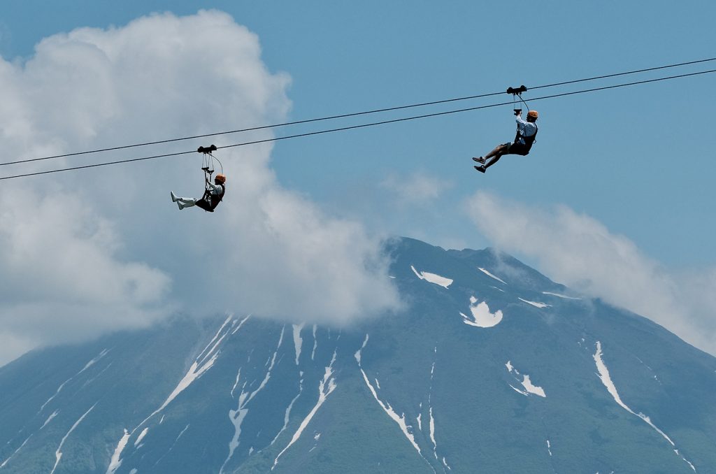 Hanazono Zip World – the longest zipline tour in Japan opens