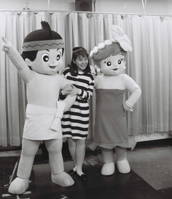 1988年3月、開会1年前にお披露目された着ぐるみ。かなりのハードワーク