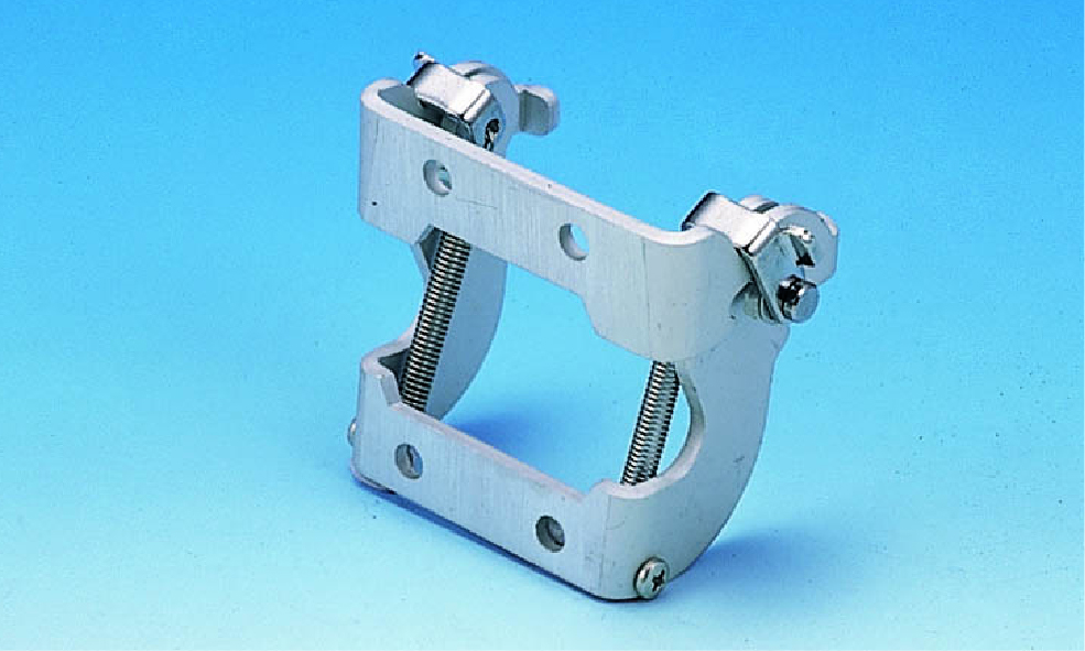 D咬合器（成人用咬合器 DL咬合器/小児用咬合器 DS咬合器）｜株式会社