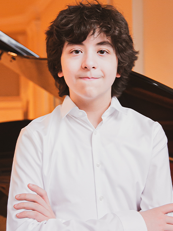 ピアノ：ツォトネ・ゼジニゼ | [公式]新日本フィルハーモニー交響楽団