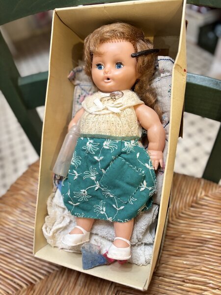 ブロンドにブルーの瞳の女の子 フランス製 ヴィンテージBella24cm