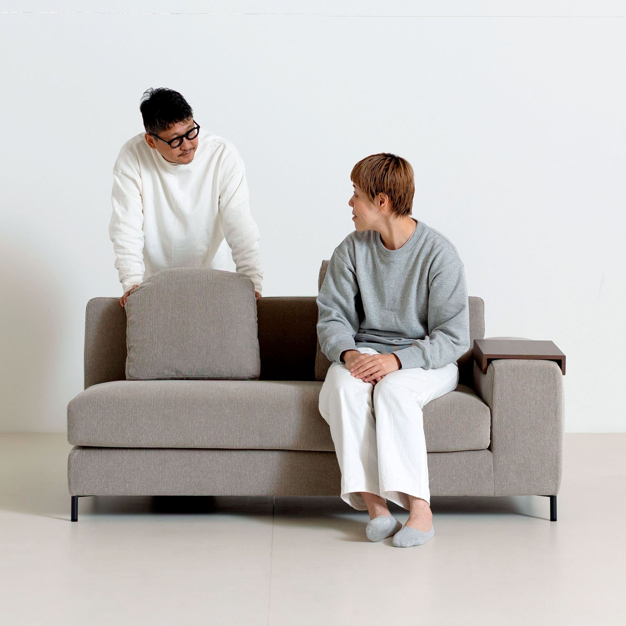 Decibel Traditional 3人掛け片ひじ」 製品詳細ページ | 国産ソファ