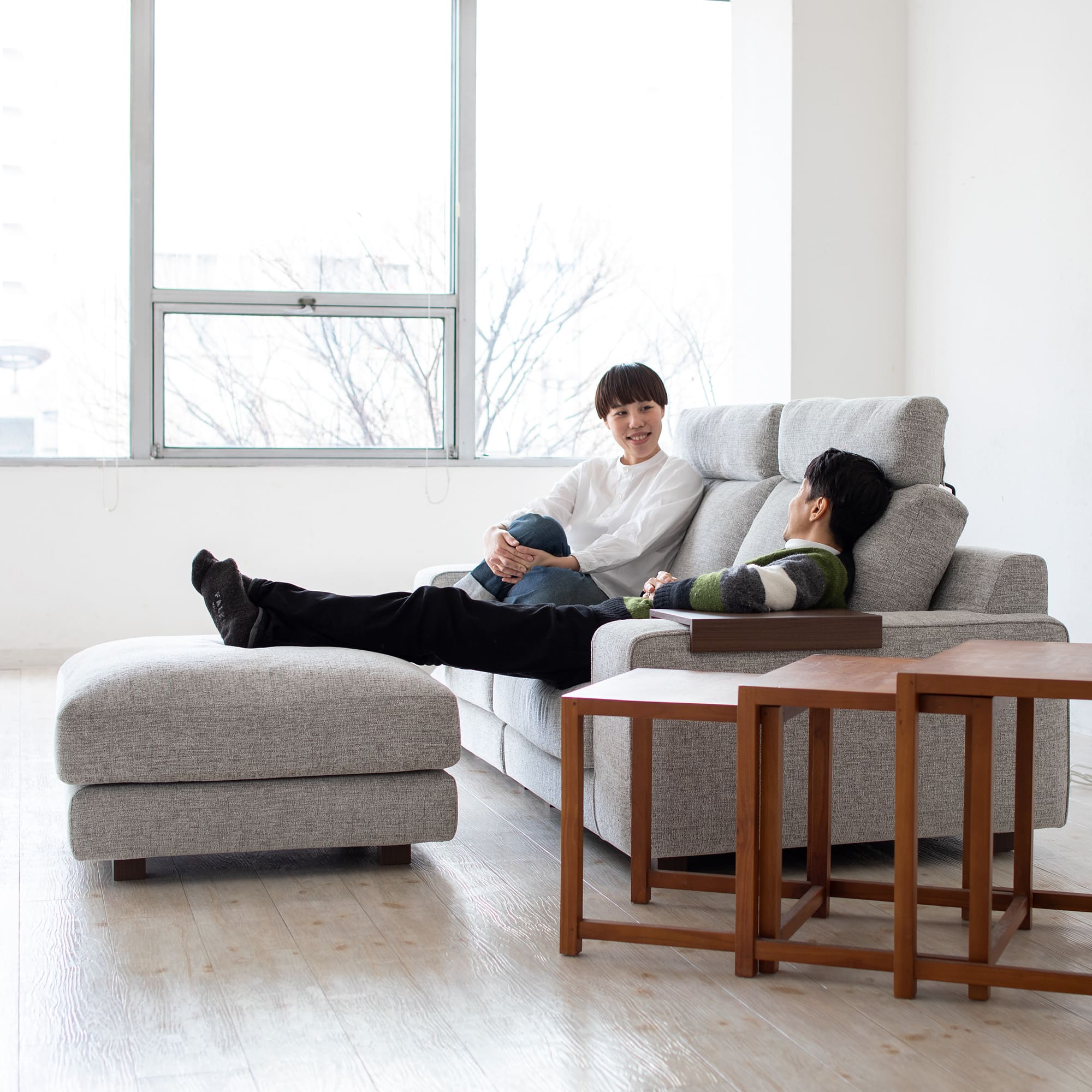 Decibel EX Feather オットマン」 製品詳細ページ | 国産ソファ