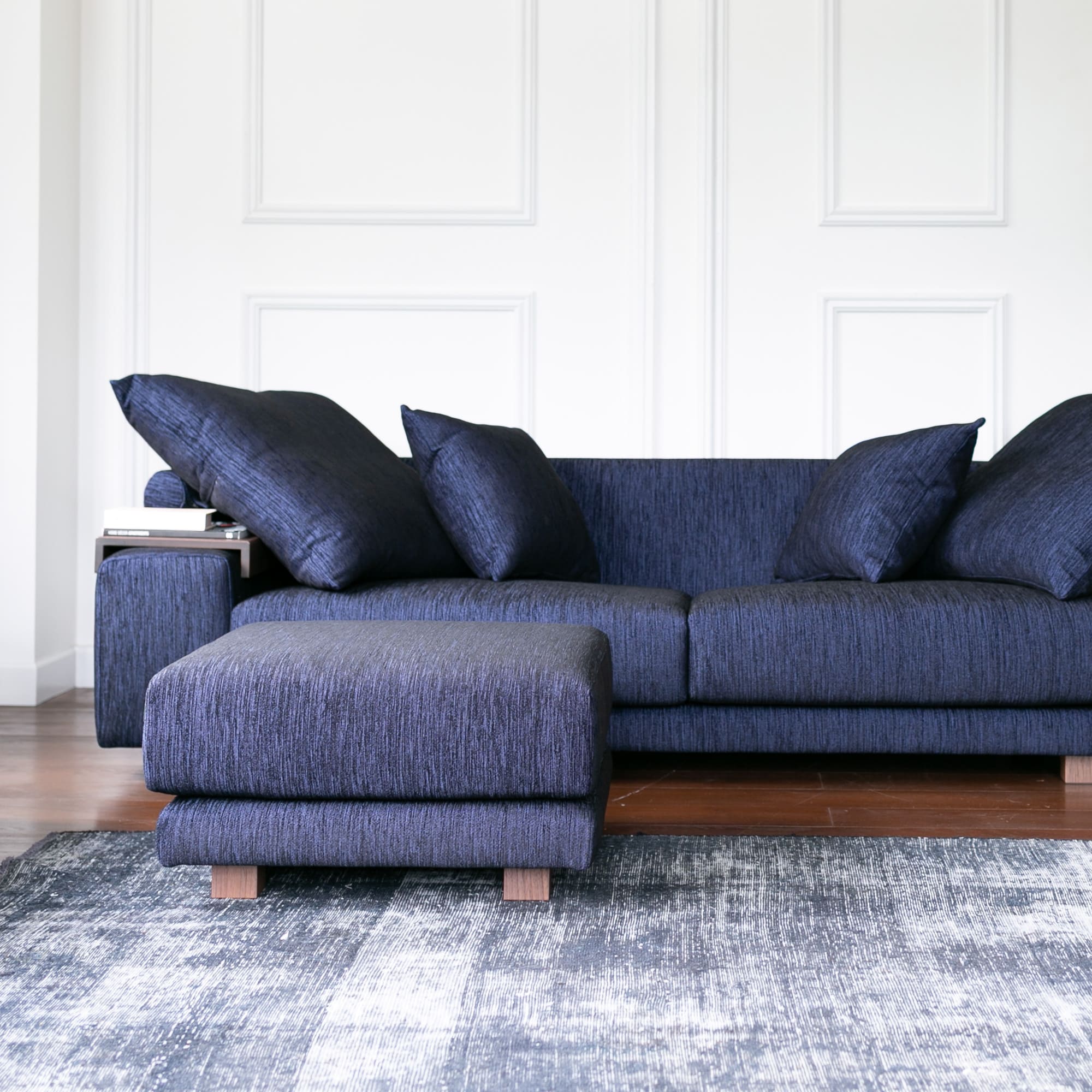 Decibel Professional オットマン」 製品詳細ページ | 国産ソファ