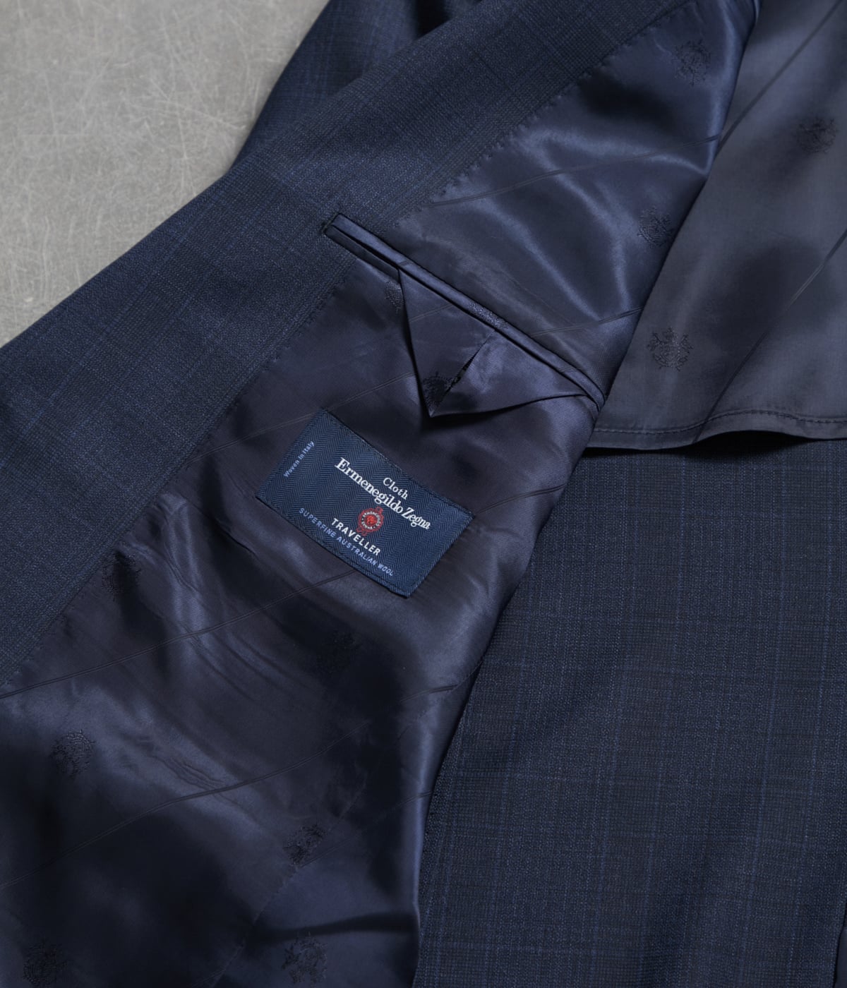 Ermenegildo Zegna TRAVELLER チェックスーツ(85025151-2025