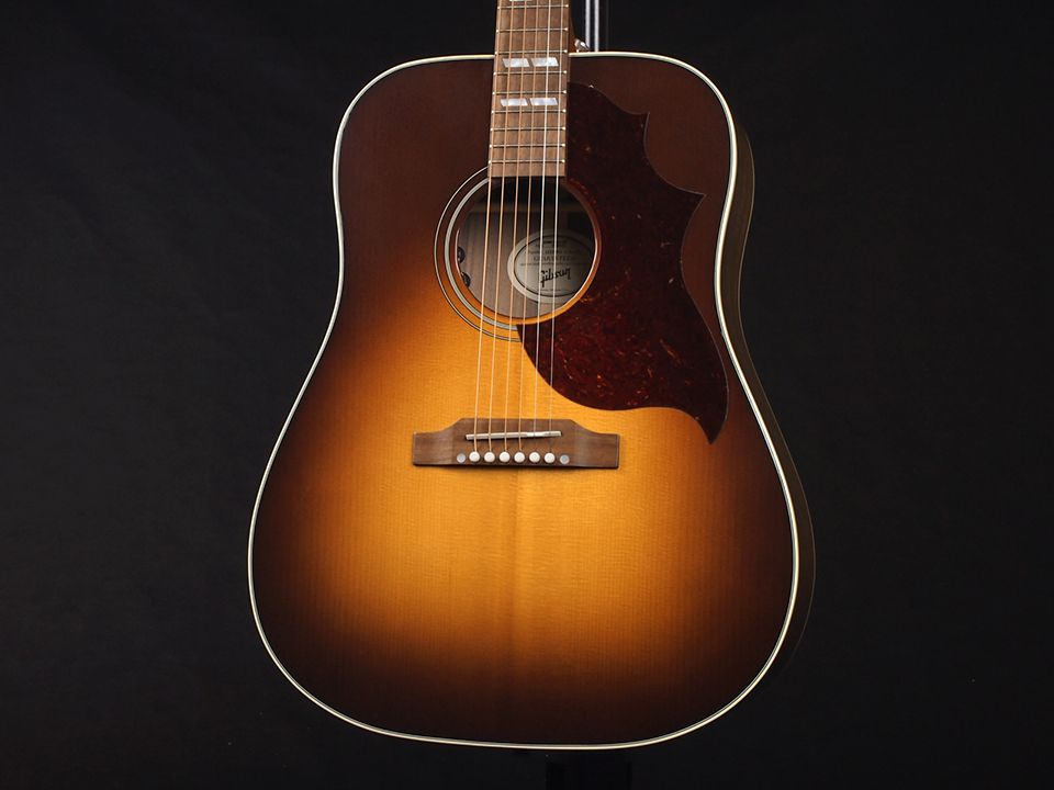 Gibson Hummingbird Studio Walnut Burst 税込販売価格 ￥238,000