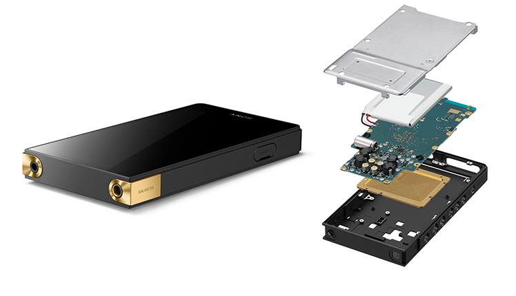 長時間再生、ストリーミング対応、大画面をスリムボディに凝縮