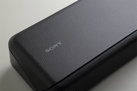 自由な配置を楽しむスリム＆コンパクトサウンドバー リビングライフを