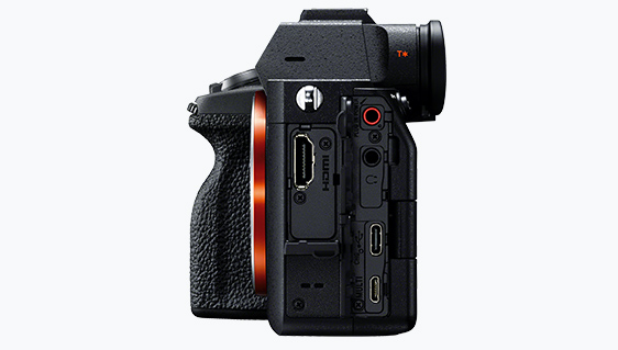 α7 IV 特長 : ハイブリッド機としての優れた操作性・信頼性 | デジタル