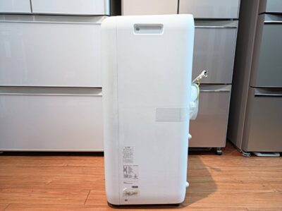 アイリスオーヤマ ポータブルクーラー IPA-2203G ホワイトタワー IRIS